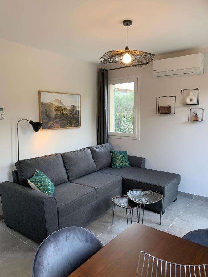 Willa Le Cabanon De Livia Avec Piscine Privee Cucuron Zewnętrze zdjęcie